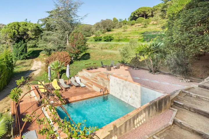 Can Rovira - Stunning Neoclassical Mansion, Just 20 Min Drive From Barcelona City Center, Ideal For Groups And Families Alella Buitenkant foto