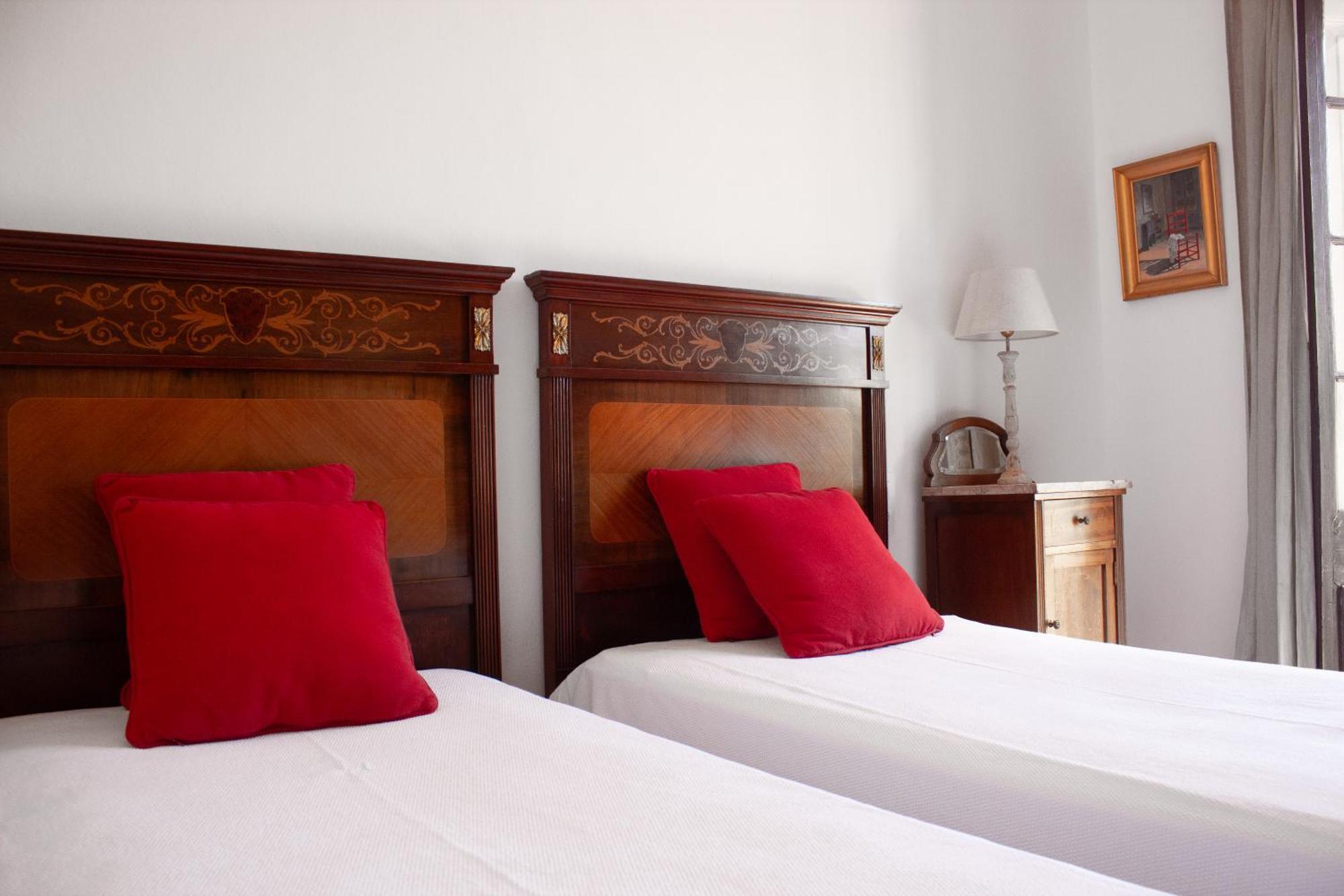 Can Rovira - Stunning Neoclassical Mansion, Just 20 Min Drive From Barcelona City Center, Ideal For Groups And Families Alella Buitenkant foto