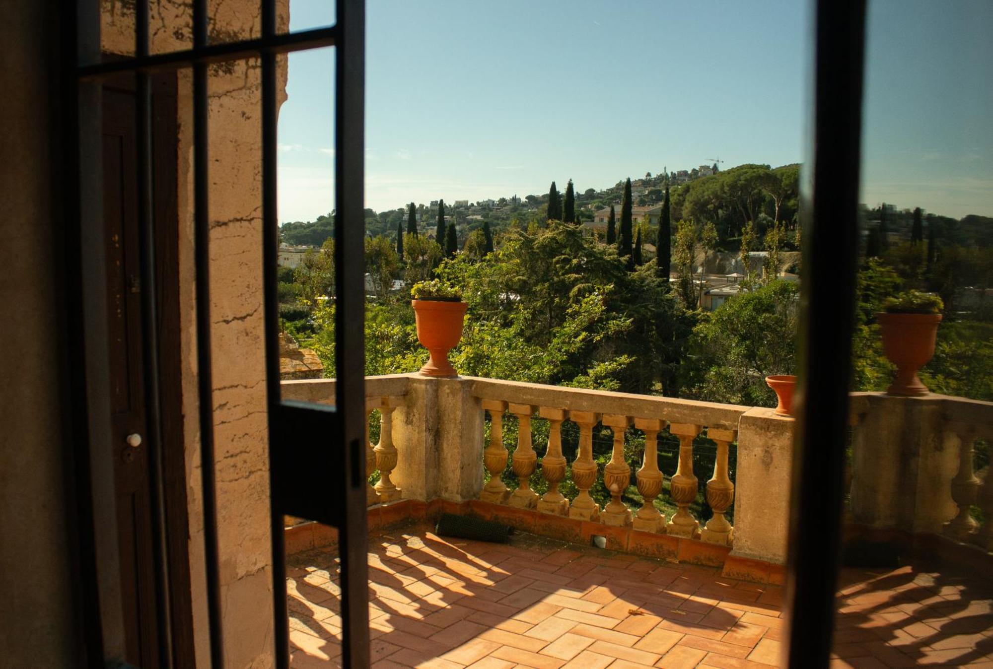 Can Rovira - Stunning Neoclassical Mansion, Just 20 Min Drive From Barcelona City Center, Ideal For Groups And Families Alella Buitenkant foto