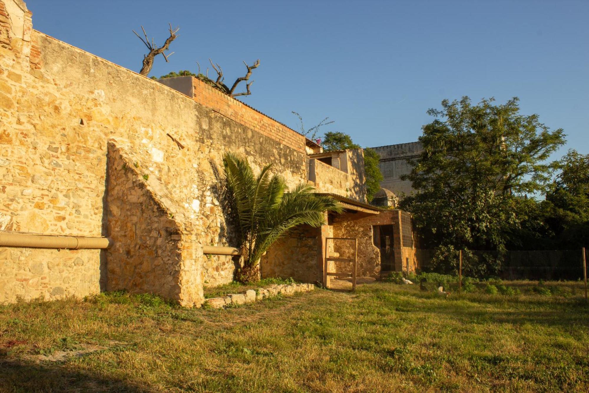 Can Rovira - Stunning Neoclassical Mansion, Just 20 Min Drive From Barcelona City Center, Ideal For Groups And Families Alella Buitenkant foto
